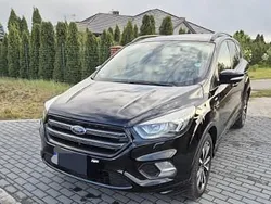Czarny Używany 2017 Ford Kuga ST-Line SUV | 67 700 zł (Dość drogi)