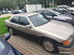 Używany 1993 Mercedes C180 | 2800 zł