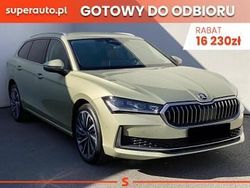 Żółty Nowe 2025 Skoda Superb Kombi | 185 420 zł