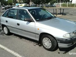 Srebrny Używany 1999 Opel Astra Hatchback | 2700 zł (Uczciwa cena)