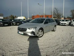 Srebrny (metalik) Używany 2020 Opel Insignia Elegance Kombi | 60 000 zł (Dobra cena)