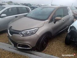 Szary Używany 2016 Renault Captur SUV | 30 600 zł