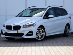 Mineral white metallic metalizowany Używany 2021 BMW 218 Gran Tourer Performance Minivan | 119 900 zł