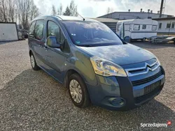 Niebieski Używany 2011 Citroën Berlingo Minivan | 23 600 zł (Dość drogi)