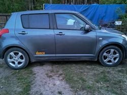 Szary Używany 2007 Suzuki Swift Hatchback | 16 200 zł