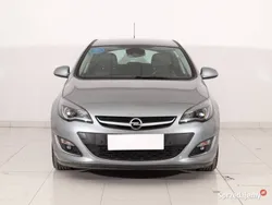 Srebrny Używany 2015 Opel Astra Hatchback | 32 499 zł (Uczciwa cena)