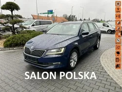 Niebieski Używany 2017 Skoda Superb Kombi | 64 900 zł (Uczciwa cena)