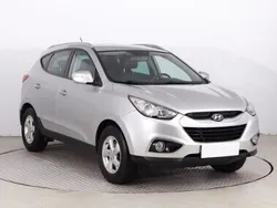 Srebrny Używany 2010 Hyundai ix35 SUV | 34 899 zł (Uczciwa cena)