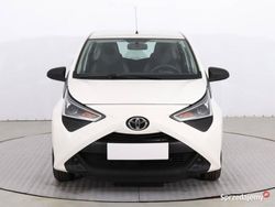 Biały Używany 2018 Toyota Aygo Hatchback | 34 999 zł (Uczciwa cena)