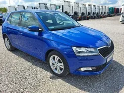 Niebieski Używany 2021 Skoda Fabia Hatchback | 33 210 zł (Dobra cena)
