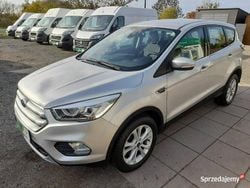 Srebrny Używany 2017 Ford Kuga SUV | 48 700 zł (Dobra cena)