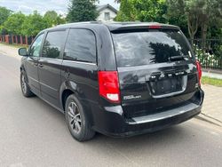 Czarny (metalik) Używany 2017 Dodge Grand Caravan Minivan | 33 500 zł