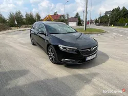 Czarny Używany 2018 Opel Insignia Kombi | 74 900 zł