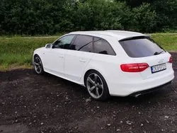 Biały Używany 2012 Audi A4 S-Line Kombi | 39 000 zł (Uczciwa cena)