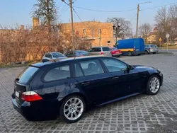 Granatowy Używany 2006 BMW 530 Kombi | 21 500 zł (Uczciwa cena)
