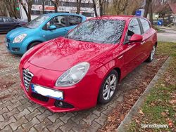 Czerwony Używany 2011 Alfa Romeo Giulietta Hatchback | 11 500 zł (Super Cena)