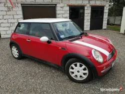 Czerwony Używany 2002 Mini Cooper Hatchback | 10 500 zł (Super Cena)