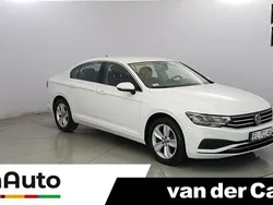 Biały Używany 2021 VW Passat Business Sedan/Limuzyna | 99 900 zł (Uczciwa cena)