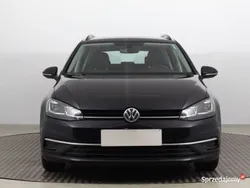 Czarny Używany 2019 VW Golf VII Kombi | 44 499 zł (Uczciwa cena)