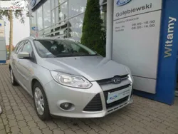 Srebrny Używany 2011 Ford Focus Sedan/Limuzyna | 39 900 zł