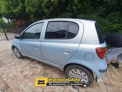 Niebieski metalik Używany 2003 Toyota Yaris | 4500 zł