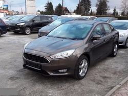 Brązowy (metalik) Używany 2017 Ford Focus Trend+ Sedan/Limuzyna | 52 031 zł (Uczciwa cena)