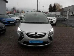 Srebrny Używany 2015 Opel Zafira Minivan | 39 800 zł (Dość drogi)