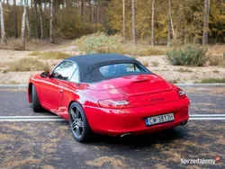 Czerwony Używany 2004 Porsche 911 Kabriolet | 155 000 zł