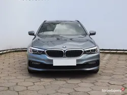 Czarny Używany 2017 BMW 520 Kombi | 79 999 zł (Uczciwa cena)
