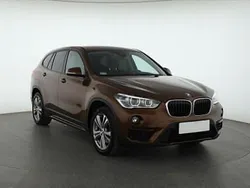 Złoty Używany 2015 BMW X1 SUV | 71 999 zł (Uczciwa cena)