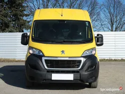 Żółty Używany 2019 Peugeot Boxer Van | 57 999 zł (Uczciwa cena)