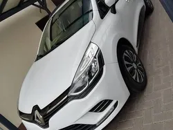 Biały Używany 2017 Renault Clio GrandTour Kombi | 25 600 zł (Uczciwa cena)