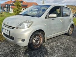 Srebrny Używany 2008 Daihatsu Sirion Hatchback | 1500 zł