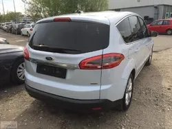 Inny kolor Używany 2013 Ford S-MAX Titanium Minivan | 34 900 zł (Dobra cena)