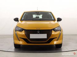 Żółty Używany 2023 Peugeot e-208 Hatchback | 77 999 zł