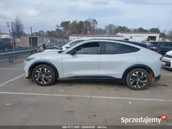Biały Używany 2023 Ford Mustang Mach-E Premium SUV | 82 000 zł
