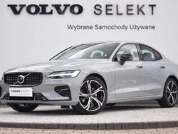 Szary Używany 2024 Volvo S60 Sedan/Limuzyna | 152 900 zł (Uczciwa cena)