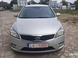 Srebrny Używany 2011 Kia Ceed Hatchback | 14 900 zł (Super Cena)