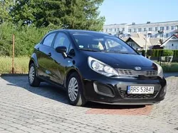Czarny Używany 2011 Kia Rio 2 Hatchback | 21 990 zł (Dość drogi)