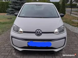 Biały Używany 2017 VW up! Hatchback | 24 500 zł (Uczciwa cena)