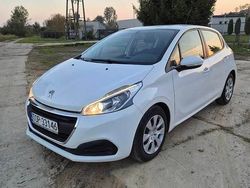 Używany 2018 Peugeot 208 Hatchback | 27 500 zł (Uczciwa cena)
