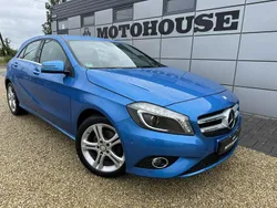 Niebieski Używany 2012 Mercedes A180 Edition Hatchback | 44 900 zł (Dość drogi)