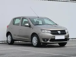 Złoty Używany 2013 Dacia Sandero Hatchback | 17 499 zł (Uczciwa cena)