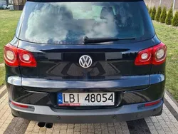 Czarny Używany 2011 VW Tiguan SUV | 41 000 zł (Uczciwa cena)