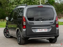 Szary Używany 2015 Peugeot Partner Tepee Minivan | 24 700 zł