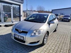 Srebrny Używany 2008 Toyota Auris Hatchback | 18 900 zł (Uczciwa cena)