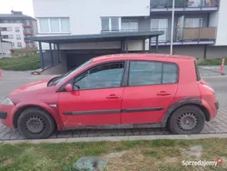 Czerwony Używany 2003 Renault Mégane II Sedan/Limuzyna | 2000 zł (Dobra cena)