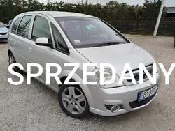 Srebrny Używany 2009 Opel Meriva Minivan | 9500 zł (Dość drogi)