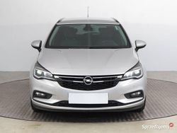 Srebrny Używany 2017 Opel Astra Kombi | 45 999 zł (Dość drogi)