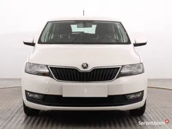 Biały Używany 2017 Skoda Rapid Hatchback | 35 999 zł (Uczciwa cena)